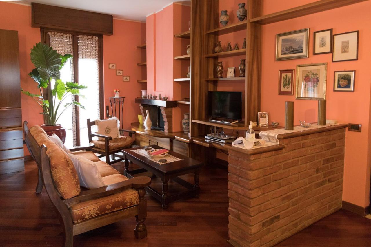 Appartamento A casa di Anna, elegant flat in Cremona Esterno foto